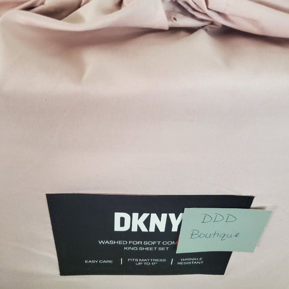 DKNY Light Pink King Sheet Set - Picture 2 of 6